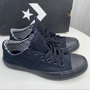 Converse Chuck Taylor Madison Blackout size 8.5